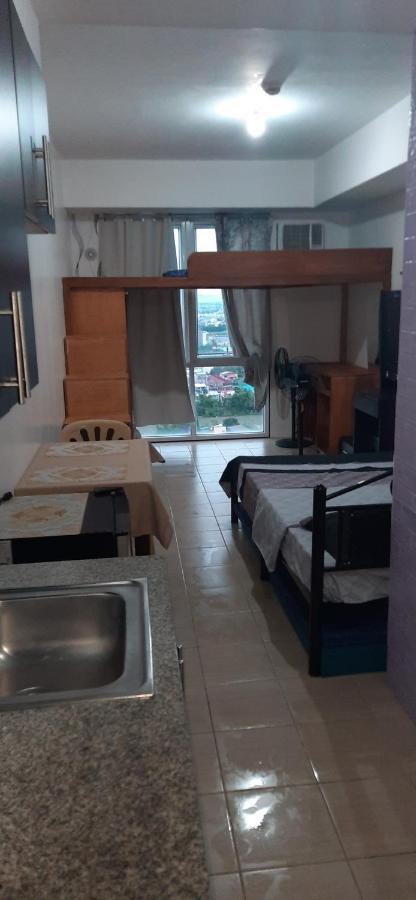 Kasara Urban Resort Residences Манила Екстериор снимка